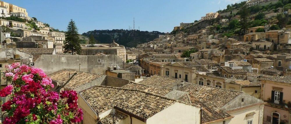 Bed and Breakfast I Tetti Di Siciliando Модіка Екстер'єр фото