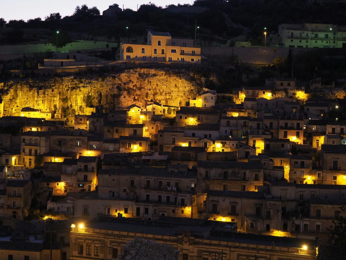 Bed and Breakfast I Tetti Di Siciliando Модіка Екстер'єр фото